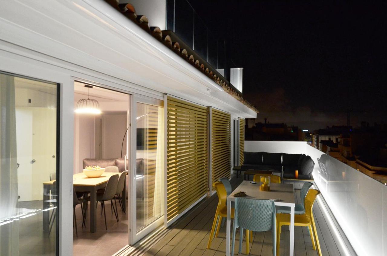 Suites Port 坎布里尔斯 外观 照片