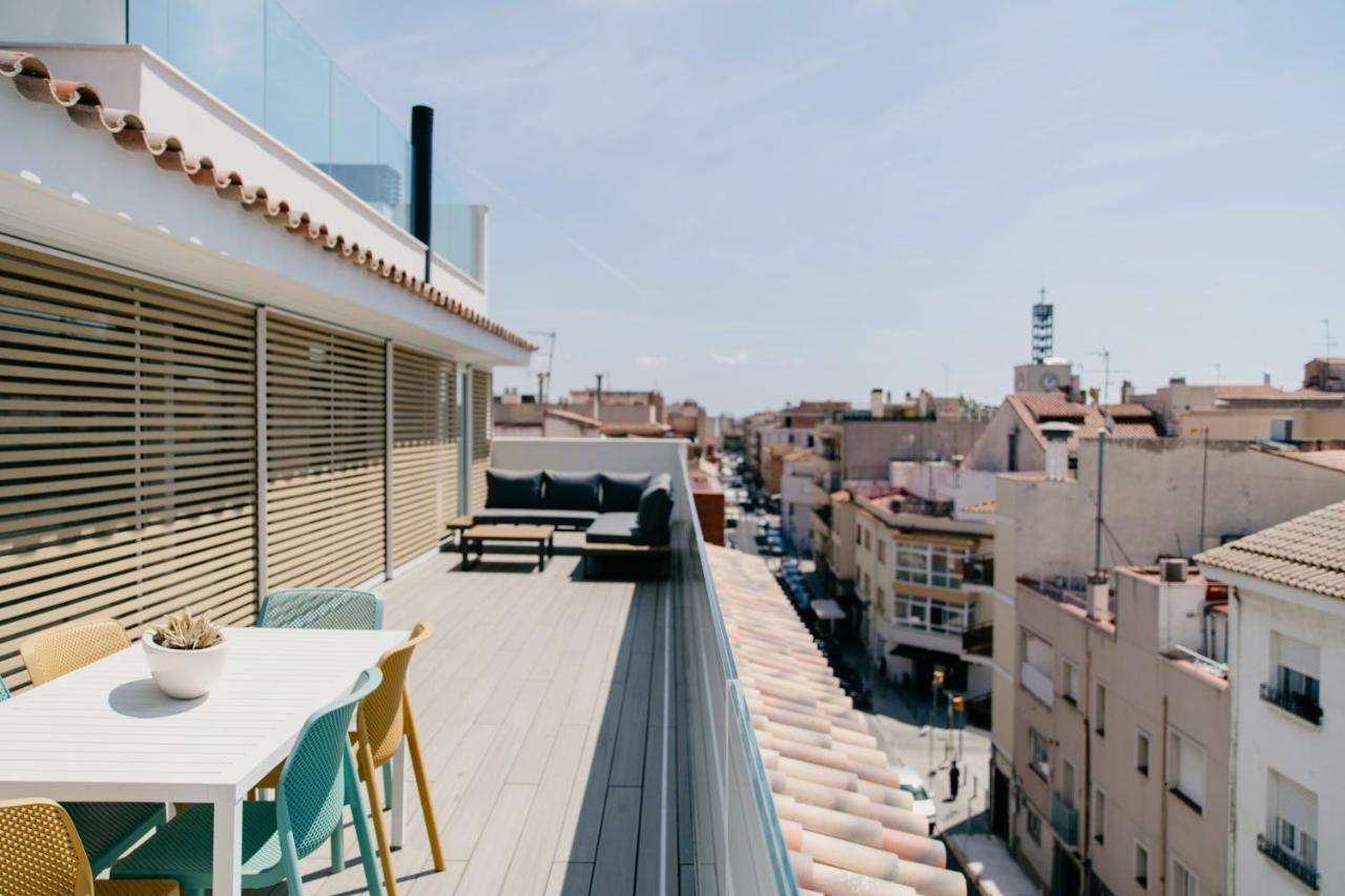 Suites Port 坎布里尔斯 外观 照片