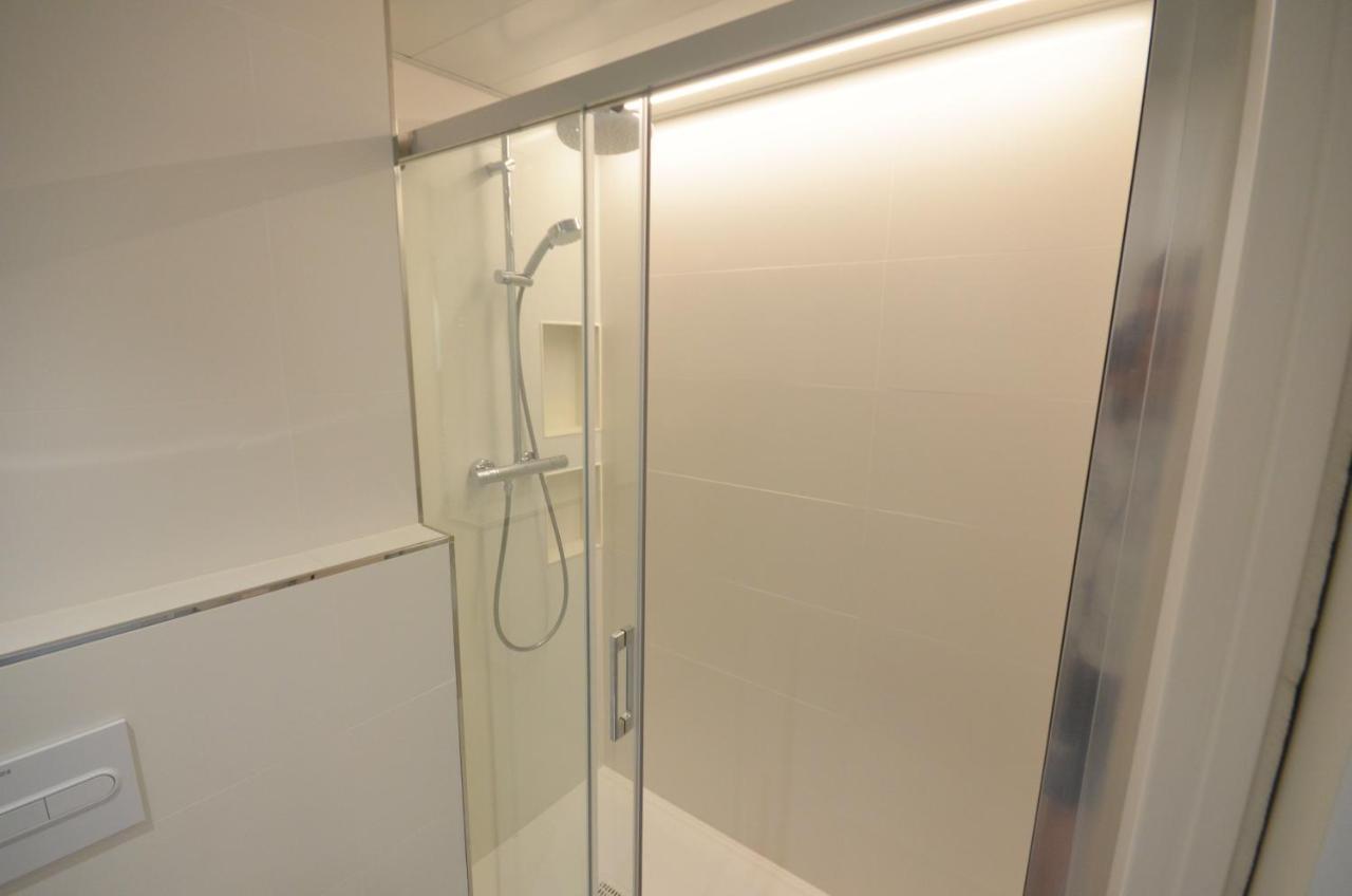 Suites Port 坎布里尔斯 外观 照片