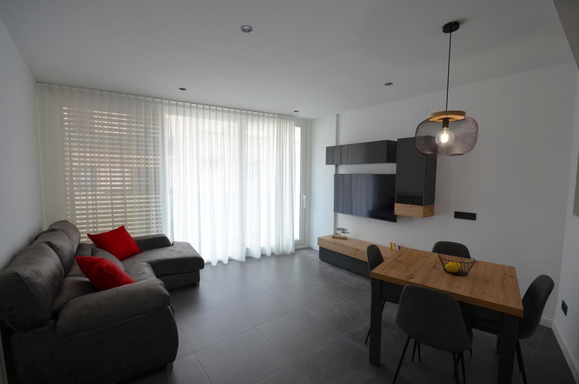 Suites Port 坎布里尔斯 外观 照片