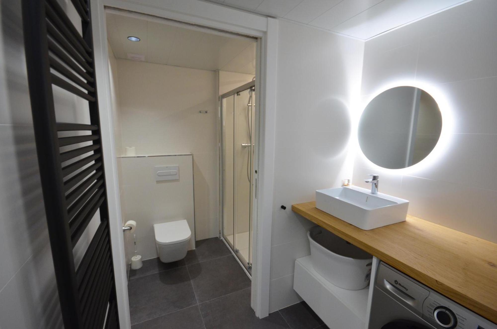 Suites Port 坎布里尔斯 外观 照片