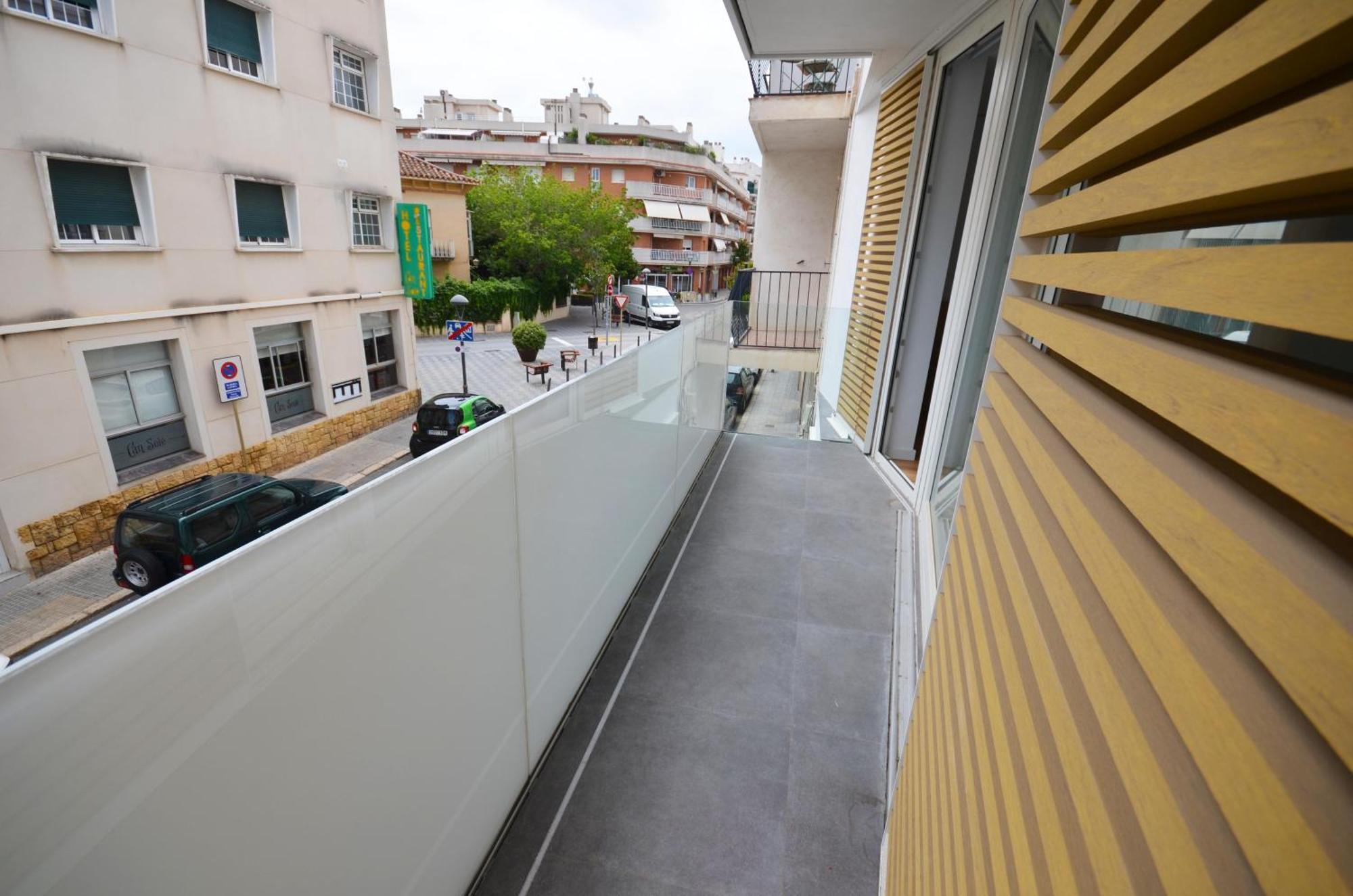 Suites Port 坎布里尔斯 外观 照片